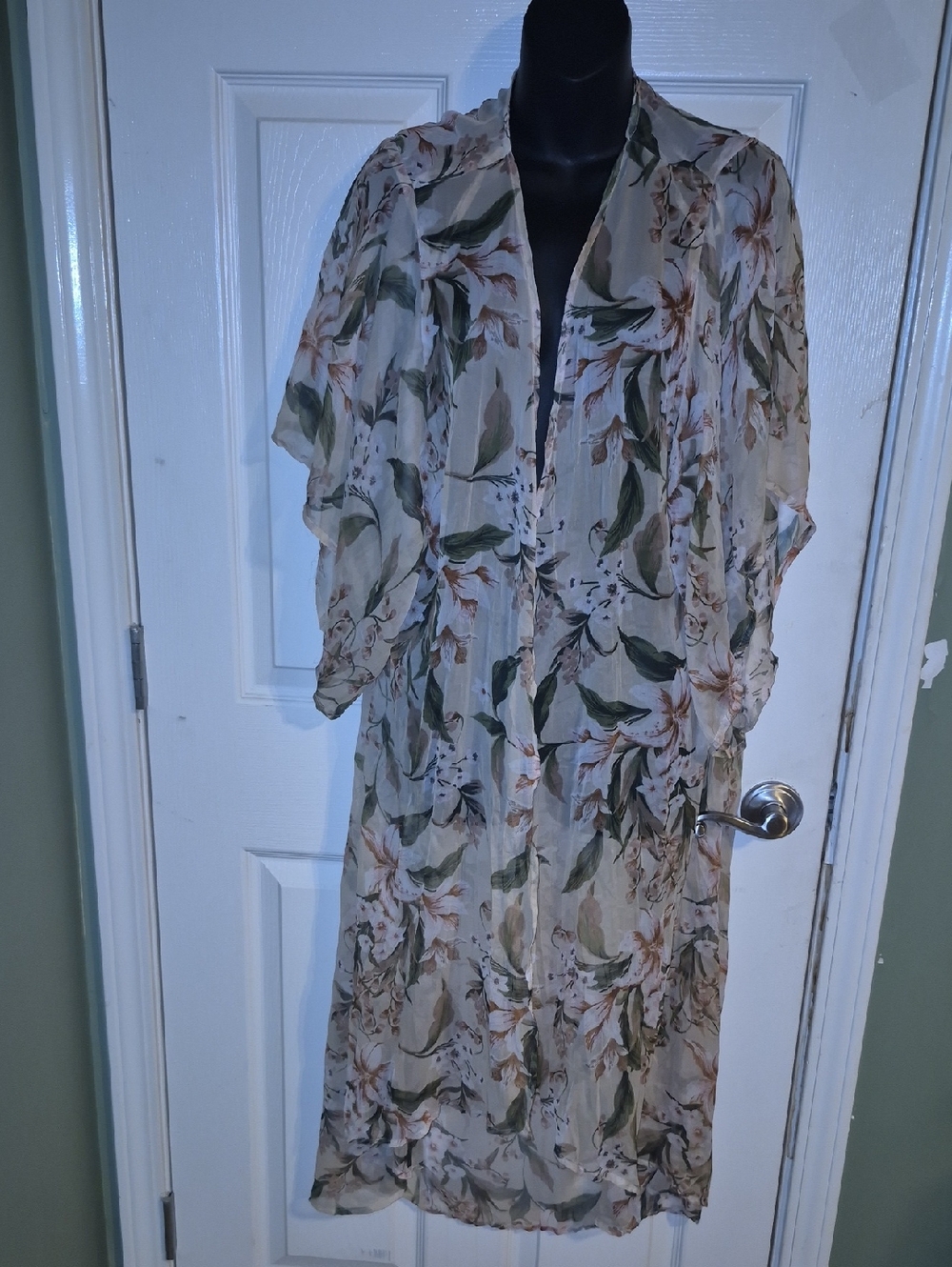 Band of Gypsies Floral Sheer Kimono Cardigan in Cream, Green, Brown